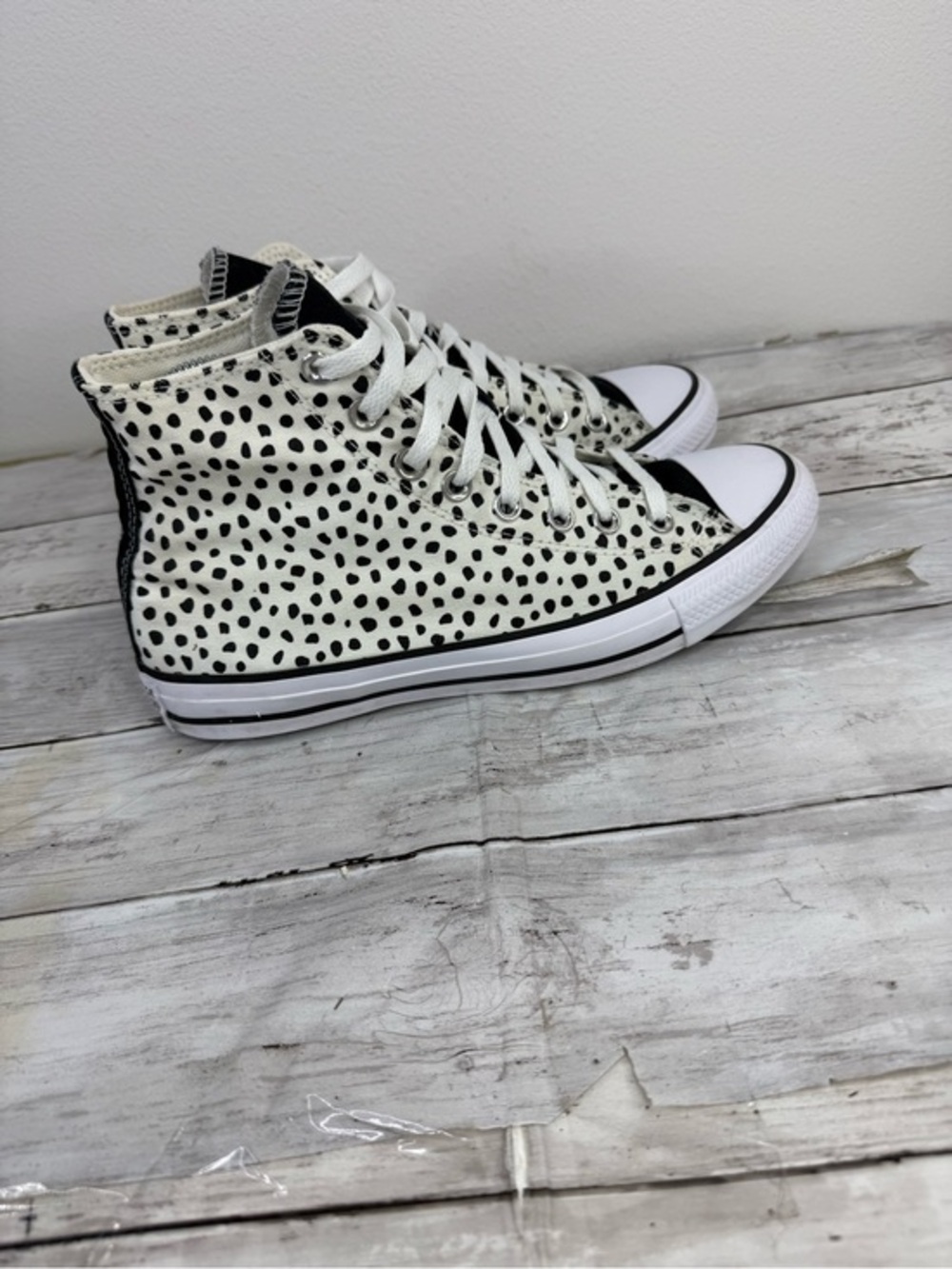 Vans High-Top Sneakers in White with Black Spot Print